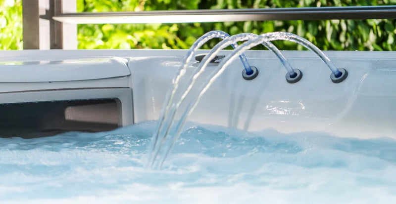 clean hot tub filter using Circulate spa bomb